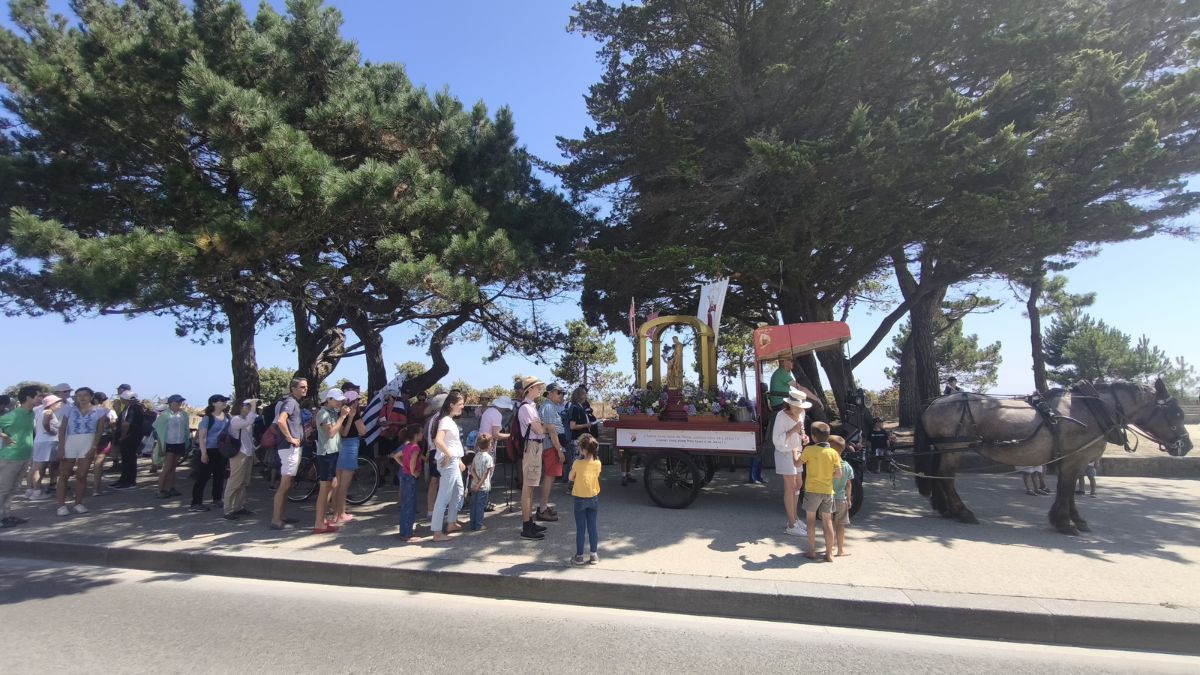 {"rendered":"La Trom\u00e9nie de sainte Anne au jour le jour (JUILLET)"}