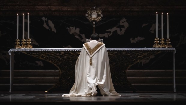 eucharistic-adoration-penitential-liturgy-jubilee-digital-missionaries -catholic-influencers