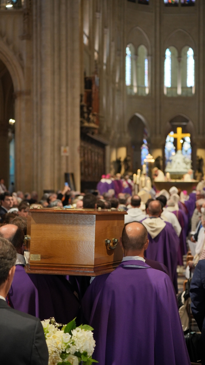 {"rendered":"\u00c0 Notre-Dame, le dernier adieu des Parisiens au cardinal Vingt-Trois"}