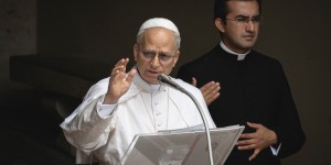 Angélus : Léon XIV appelle à “prendre soin de l’existence des autres”