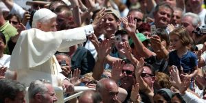 De quoi ont besoin les jeunes pour être heureux ? La réponse de Benoît XVI