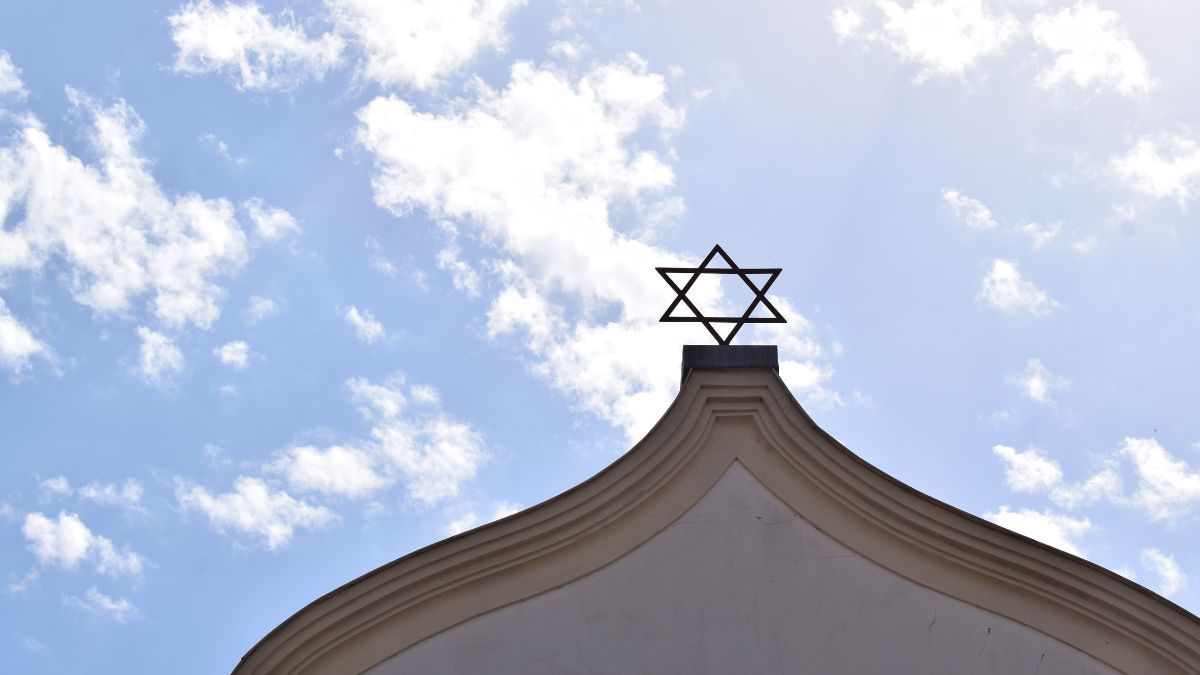 etoile-de-david-toit-synagogue