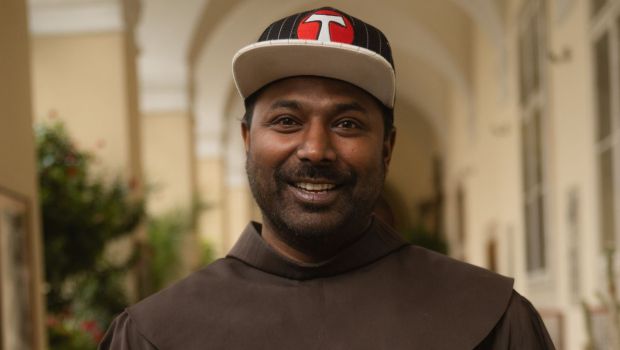 Padre Sandesh Manuel, “Highway to Heaven”, rap inspirado en Carlo Acutis