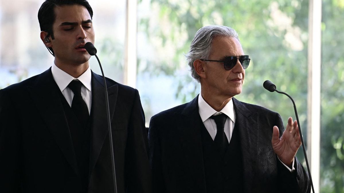 BOCELLI.jpg