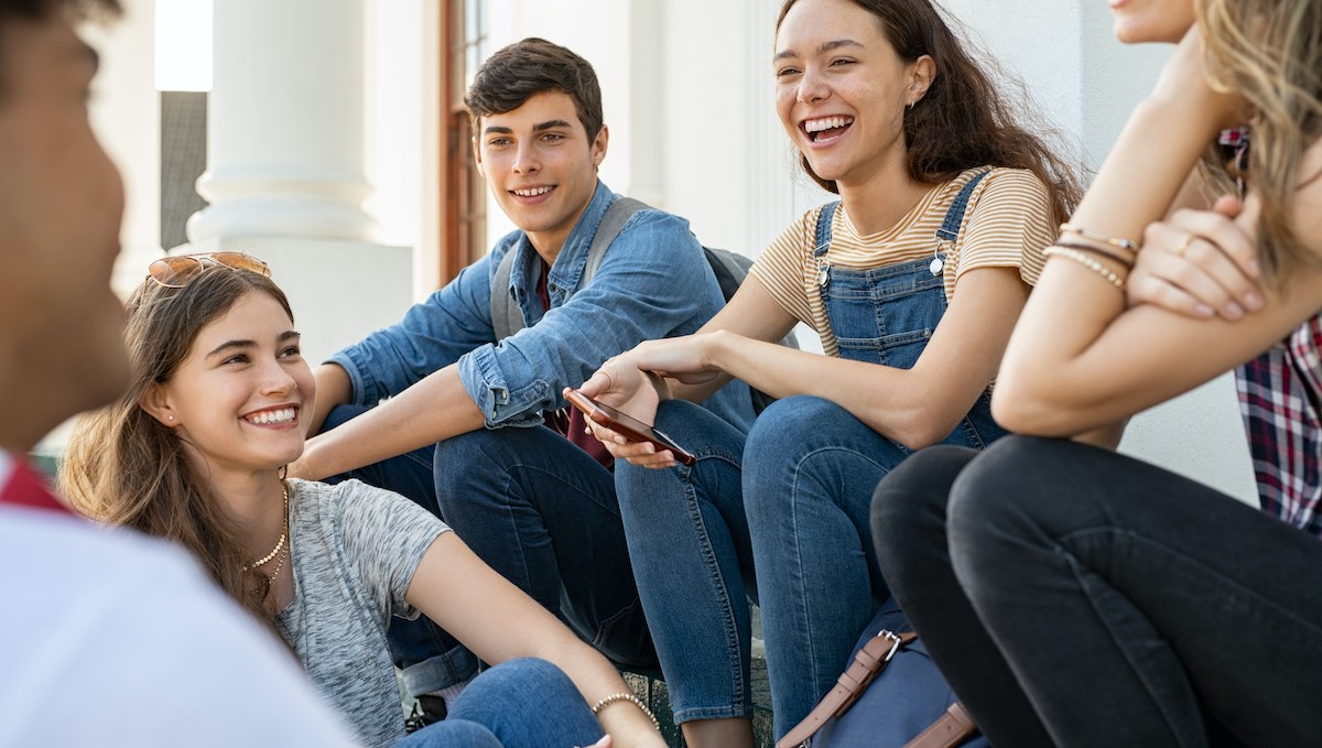 Cinq conseils à donner aux adolescents pour identifier de bons amis