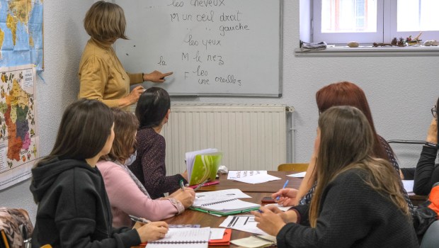 cours-de-francais-refugies-secours-catholique-afp