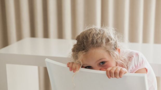 Mon enfant n'aime pas dire bonjour, comment réagir ?