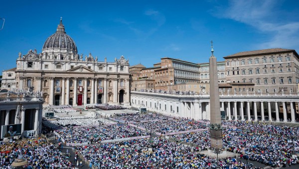 pope-leo-xiv-canonisation-blessed-carlo-acutis-and-blessed-pier-giorgio-frassati