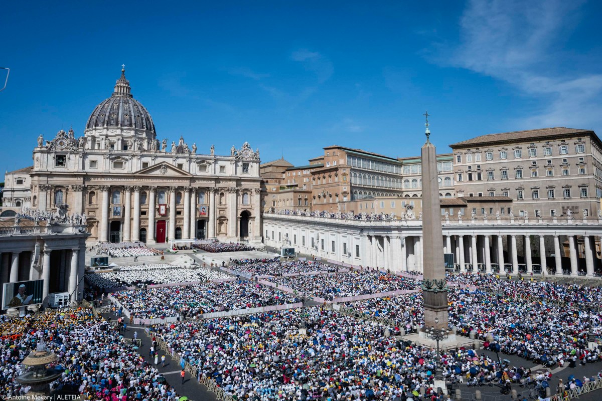 {"rendered":"Les images de la canonisation de Pier Giorgio Frassati et Carlo Acutis"}
