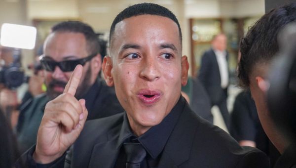 Corner Item Image - Le premier album de Daddy Yankee pour évangéliser