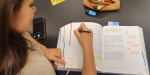 Le “Bible Journaling” va-t-il révolutionner la manière de lire la Bible ?