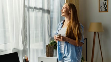 Quelle est la différence entre être positif et vivre dans l’espérance ?