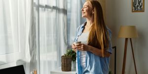 Quelle est la différence entre être positif et vivre dans l’espérance ?