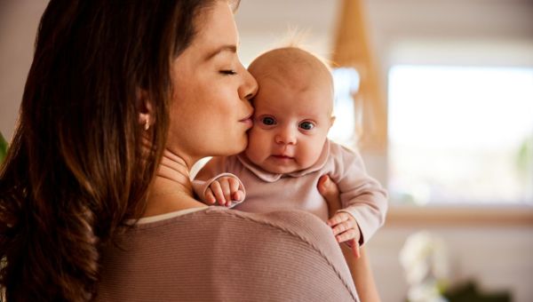 Les parents plaident pour un congé parental long et mieux rémunéré
