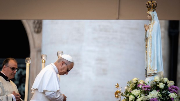 pope-leo-XIV-prayer-vigil-rosary-