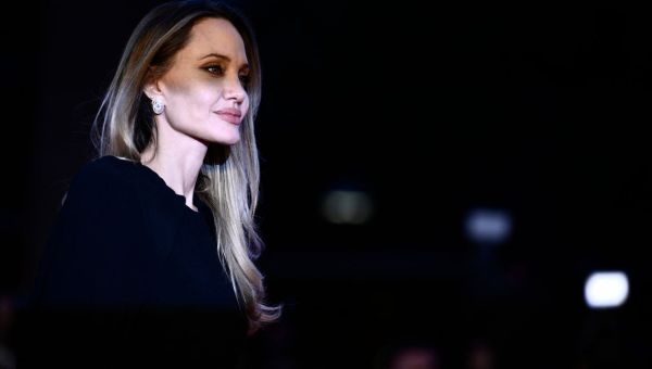 Angelina Jolie en Ukraine : “La force et la solidarité des civils est une leçon d’humilité”