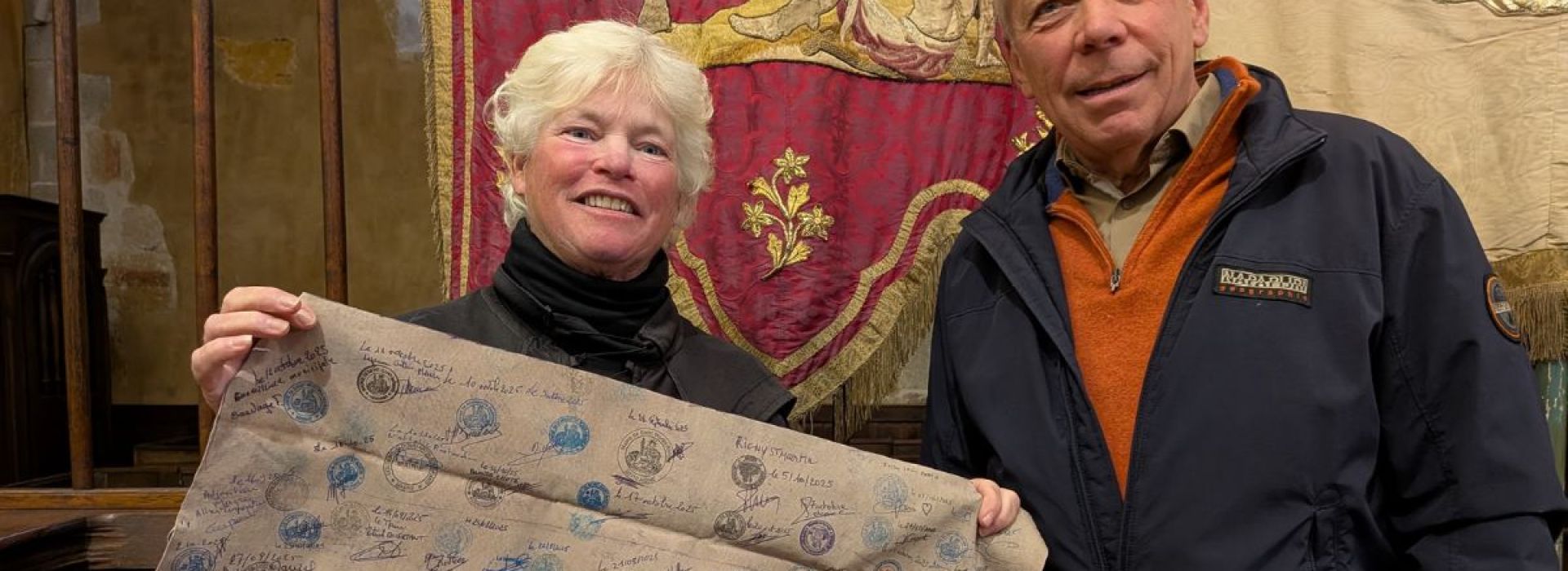 L’incroyable pèlerinage d’Ann Sieben à travers les 305 communes Saint-Martin de France
