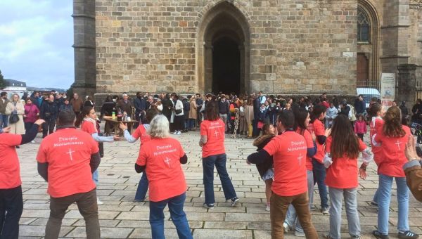 Corner Item Image - 300 “famissionnaires” à l’assaut du Limousin