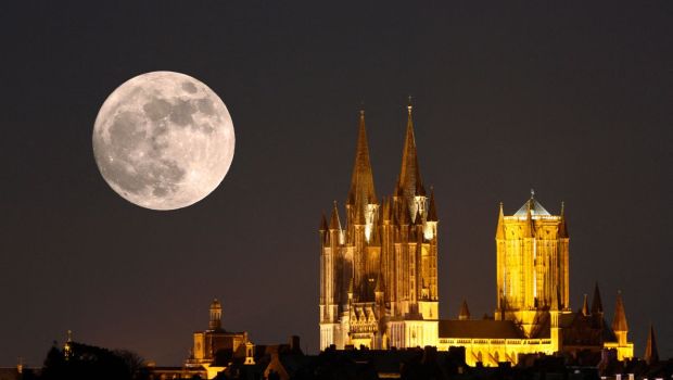 Super Lune : un rendez-vous céleste à ne pas manquer ce mercredi