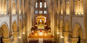 Saint-Ambroise, cette église qui honore la mémoire des victimes du Bataclan et console leurs proches