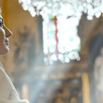 “Si tu es quelqu’un, je veux te rencontrer” : Zoé, témoin dans le film Sacré-Cœur, se confie