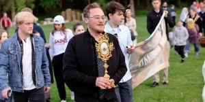 Le projet fou de cet Américain ? Recenser toutes les reliques du monde !