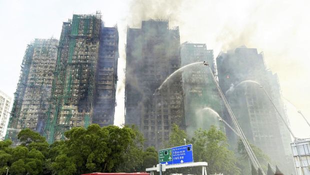 Hong-Kong : au moins 55 morts et 250 disparus dans un incendie tragique