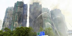 Hong Kong : au moins 55 morts et 250 disparus dans un incendie tragique