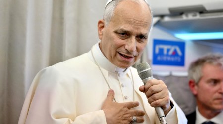 Rapport à l’islam, prochain voyage, confidences… Ce qu’a dit Léon XIV dans l’avion au retour du Liban