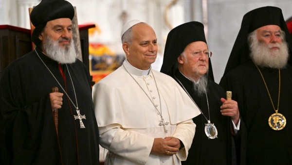 pope-leo-xiv-patriarch-mor-ignatius-aphrem-ii-bortholomew-i-mor -ephrem-syriac-orthodox-church-istanbul-afp