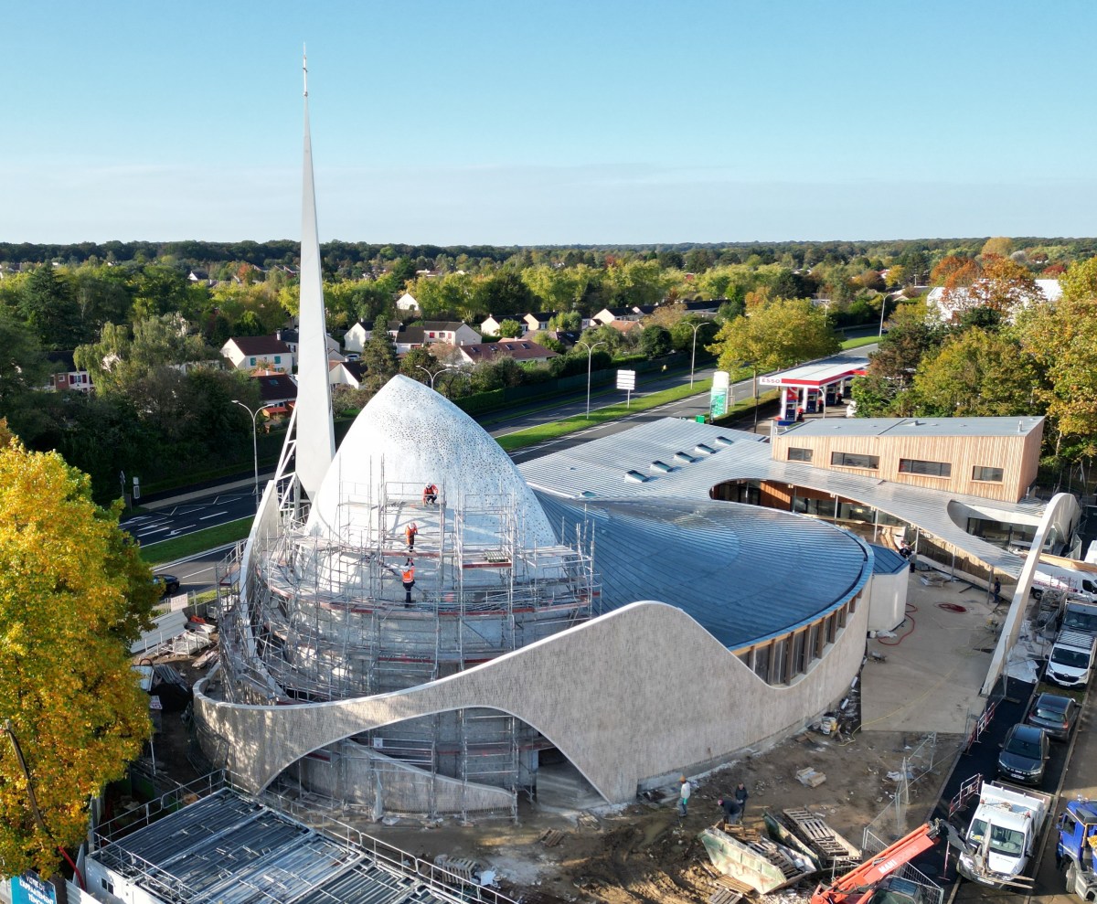 SAINT-JOSEPH-LE-BIENVEILLANT-DIOCESE-DE-VERSAILLES