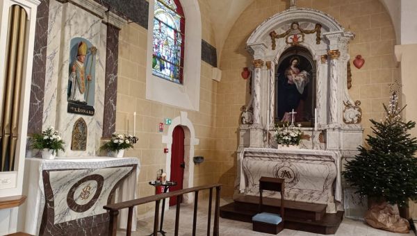 Un vitrail pour sceller la renaissance de l'église de Bouillé-Loretz