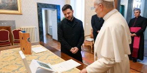 Léon XIV a reçu Volodymyr Zelensky et souhaite “une paix juste et durable” en Ukraine 