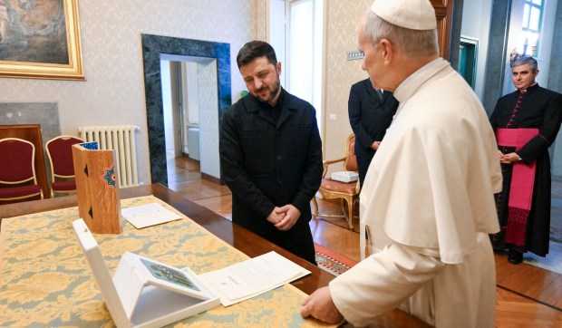 Corner Hero Image - Léon XIV a reçu Volodymyr Zelensky et souhaite “une paix juste et durable” en Ukraine 