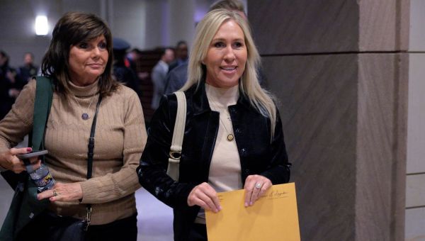 Etats-Unis : les députés adoptent une interdiction de traitements pour mineurs transgenres