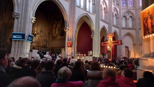 48e Rencontre européenne de Taizé à Paris pour le Nouvel An - Eglise Saint Ignace