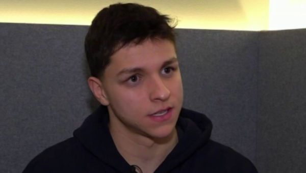 Gianni, étudiant de 19 ans, a porté secours aux victimes de l'incendie du bar de Crans-Montana en Suisse, la nuit du Nouvel An