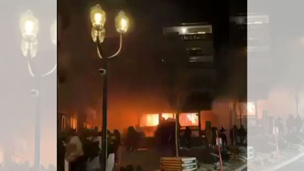 Incendie dans un bar à Crans-Montana dans la nuit du 1er janvier 2026 en Suisse