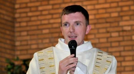 “C’était un amoureux de l’Évangile” : vive émotion à Lille après la mort du père Damien Bindault