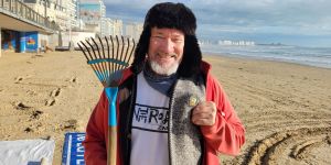 Sur la plage, Zarpo révèle le beau et le sacré dans le sable