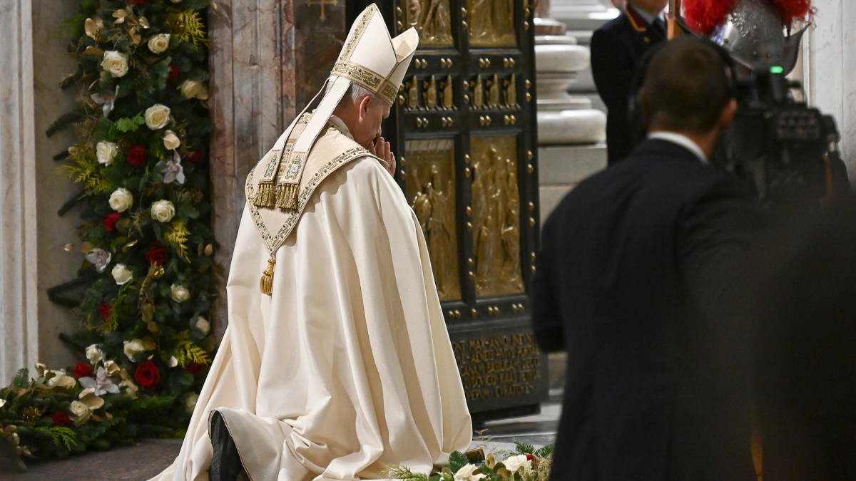pope-leo-xiv-epiphany-closes-holy-door-jubilee2025
