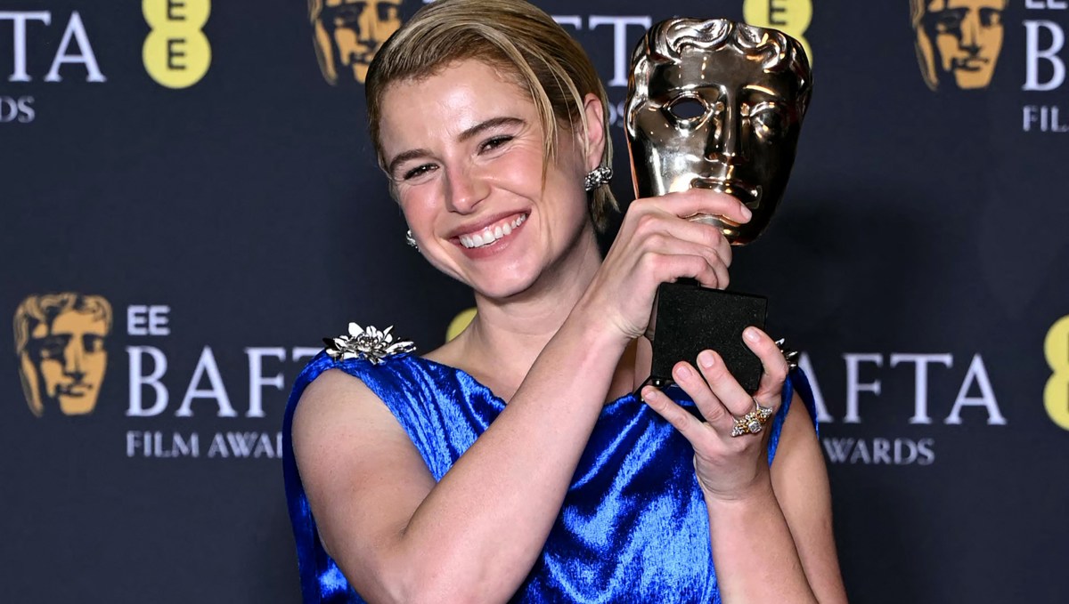La comédienne irlandaise Jessie Buckley après avoir gagné le BAFTA de la meilleure actrice, le 22 février 2026.