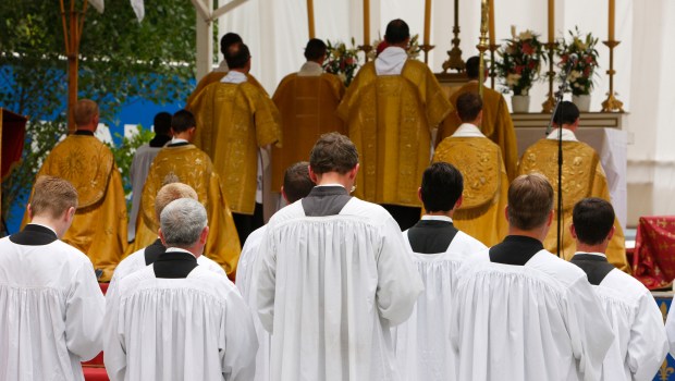 FSSPX-fraternite-saint-pie-x-messe-godong