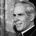 Saint et charismatique, le télévangéliste Fulton Sheen