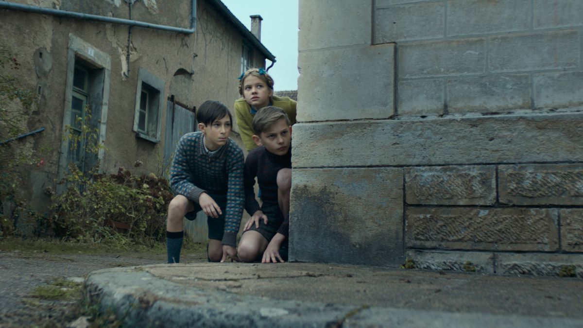 Les-Enfants-de-la-Resistance-film.jpg