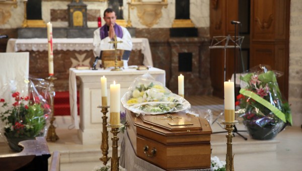 Corner Item Image - Guillaume Cuchet : “Les obsèques religieuses sont pour l’Église une interface pastorale décisive”