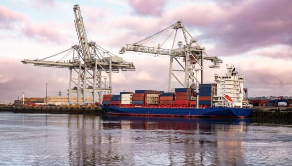 Corner Item Image - La France améliore sa balance commerciale en 2025