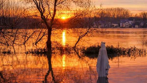 sanctuaire-behuard-vierge-marie-soleil