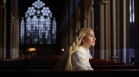 Monroe, la soprano qui veut élever l’Eurovision