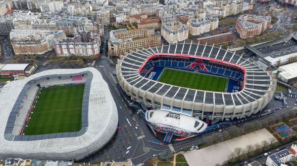 PARC-DES-PRINCES-STADE-SHUTTERSTOCK